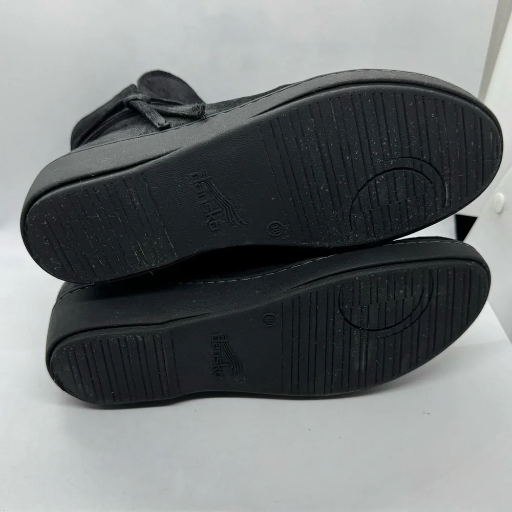 Dansko Black Suede Ankle Boots Evelyn Wedge Heel Side Zip Women's 38 Classic